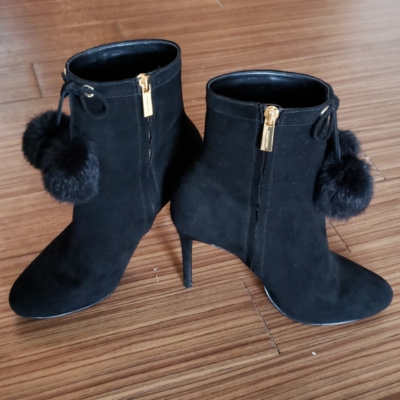 MICHAEL Michael Kors suede booties - Picture 3 of 8